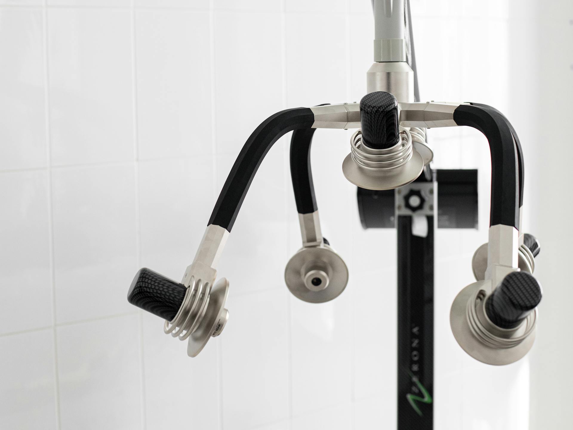 Advancements in Minimally Invasive Surgical Devices Enhancing Patient Recovery