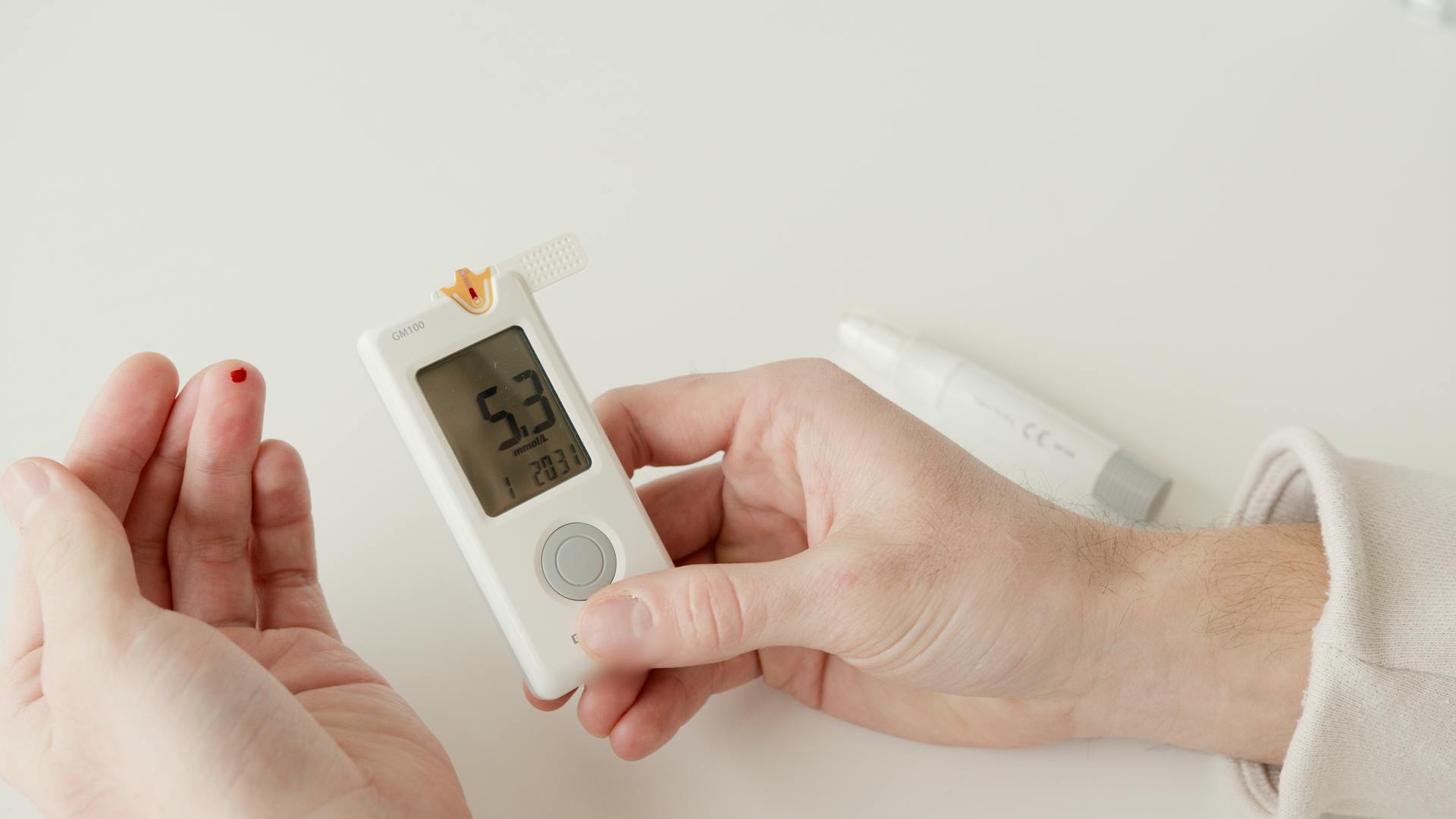 How Home Healthcare Devices Empower Patients in Managing Chronic Conditions